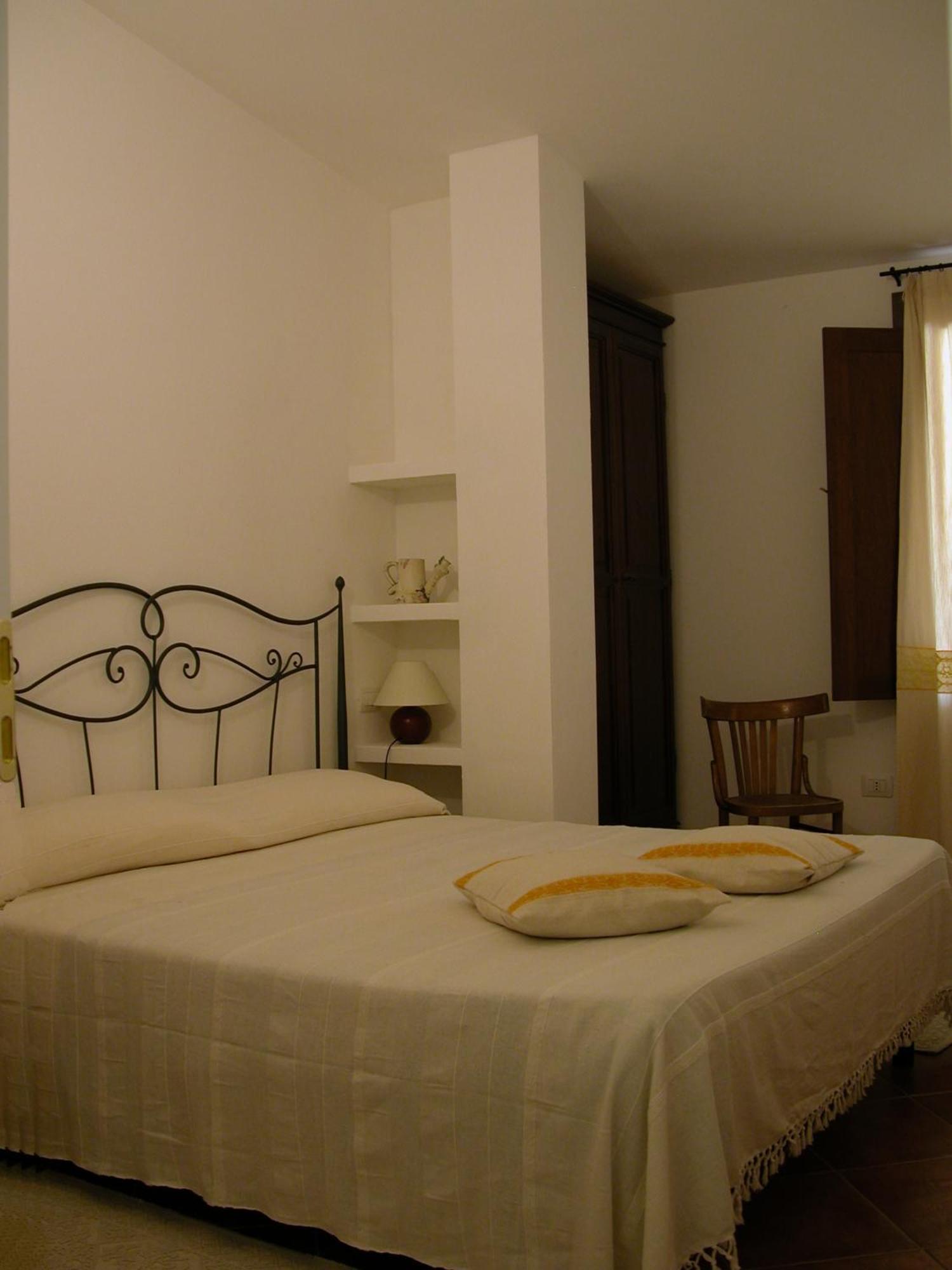 B&B L'Umbra Di Lu Soli Castelsardo Exterior photo